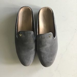 Vionic grey Carnegie suede mule sz. 6.5